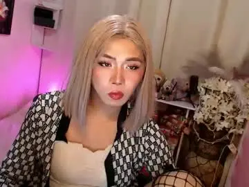 Kattiecurrent  live sex cam