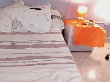 Melody_robyyns  live sex cam