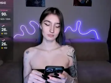 Mika_reid  live sex cam