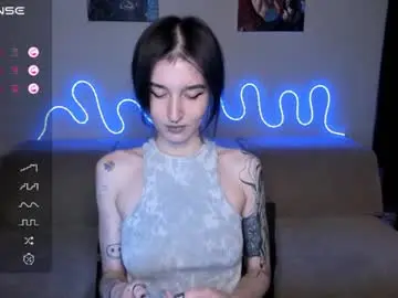 Mika_reid  live sex cam