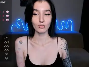 Mika_reid  live sex cam