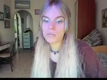 Millikira006  live sex cam