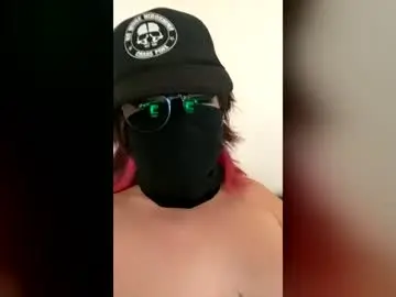 Ravenyxxx  live sex cam