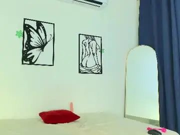 Scaarlett_fox_  live sex cam