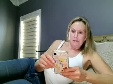 Sexyfloridamilf  live sex cam