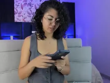 Amarettho  live sex cam