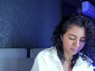 Amarettho  live sex cam