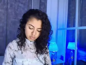 Amarettho  live sex cam