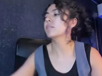 Amarettho  live sex cam
