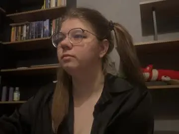 Aminablooms  live sex cam