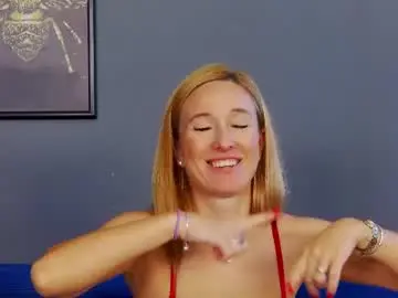 Annehove  live sex cam