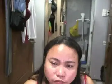Bigboobslyn  live sex cam