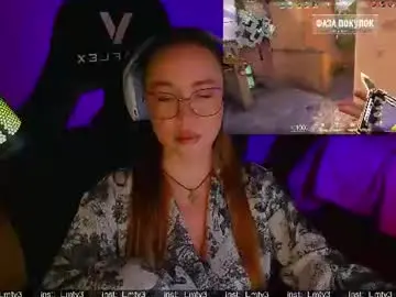 Emili1_bc  live sex cam