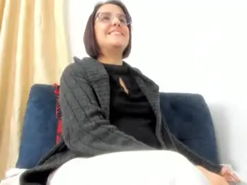 Isisblakee  live sex cam