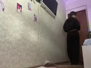 Keniatriece  live sex cam