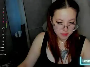 Kira_be11  live sex cam