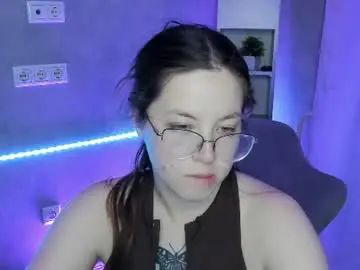 Kira_be11  live sex cam