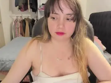 Kittywantslove23  live sex cam