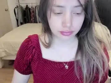 Kittywantslove23  live sex cam