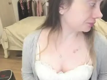 Kittywantslove23  live sex cam