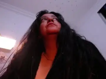 Lucia_vonne  live sex cam