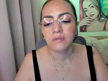 Marianalopez81  live sex cam