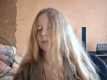 Maricagorgo  live sex cam