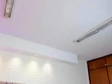 Saracorraless  live sex cam