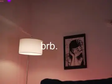 Soy_iris  live sex cam