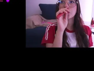 Soy_iris  live sex cam