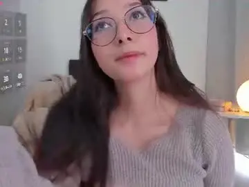 Soy_iris  live sex cam