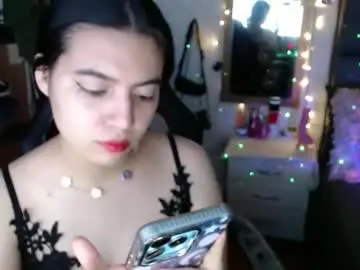 Valentinasmith18  live sex cam