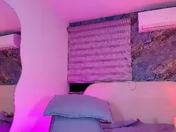 Valerie_arias  live sex cam