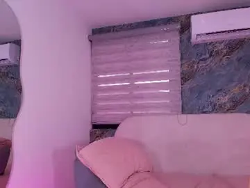 Valerie_arias  live sex cam
