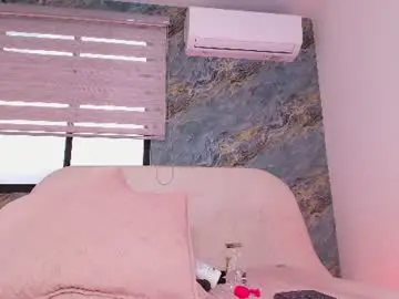Valerie_arias  live sex cam