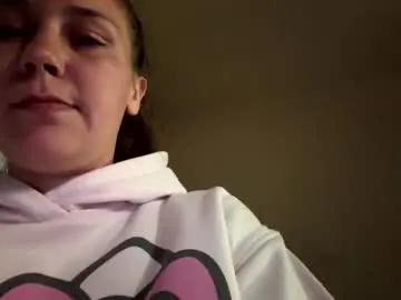 Yasmiiinn  live sex cam