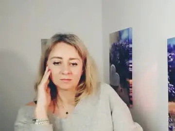 _naomi_fay  live sex cam