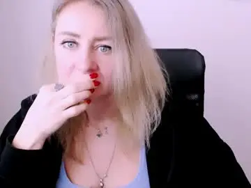 _naomi_fay  live sex cam