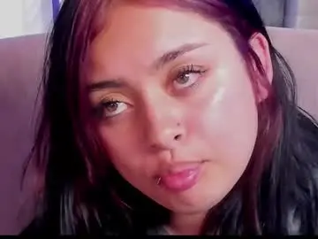 Baby_naomy  live sex cam