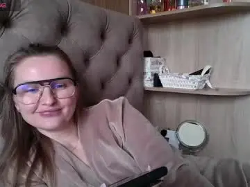 Belleamiee  live sex cam
