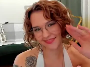 Cassycrownover  live sex cam