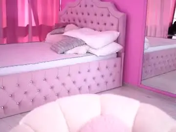 Crisstyblair  live sex cam