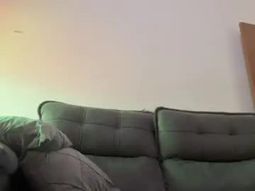 Flowerofficial  live sex cam