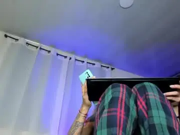 Fressatanica  live sex cam