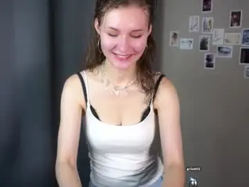 Kyokoargust  live sex cam