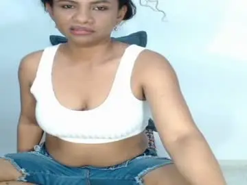 Ladyhidden_  live sex cam