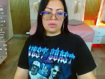 Martina_tay  live sex cam