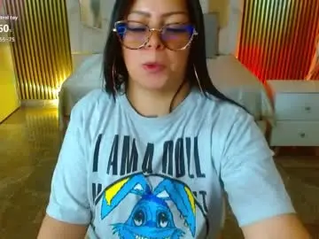 Martina_tay  live sex cam