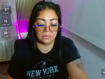 Martina_tay  live sex cam