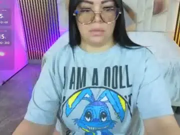 Martina_tay  live sex cam